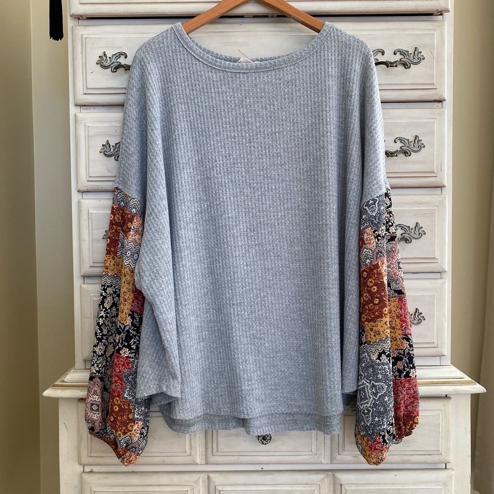 Vici Contrast Sleeve Waffle Knit Thermal Sweater